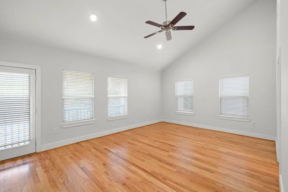 206 Burr Street #A Houston, TX 77011