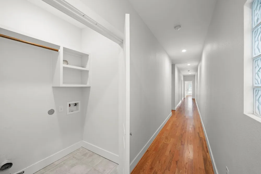 206 Burr Street #A Houston, TX 77011