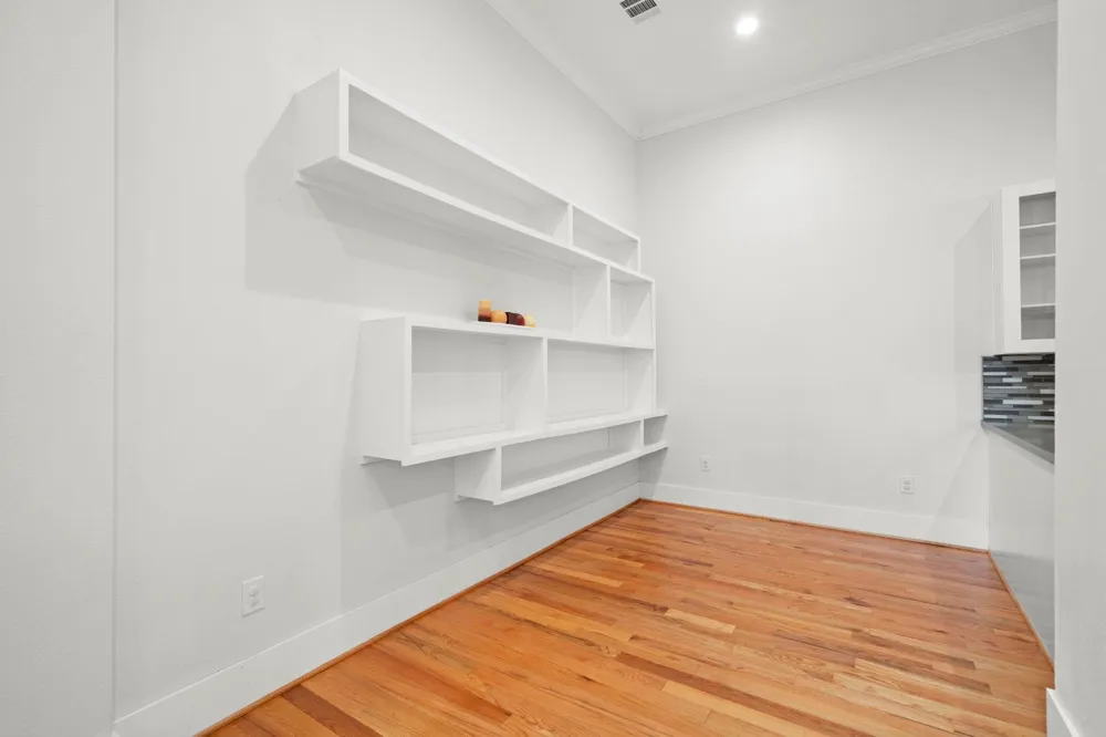 206 Burr Street #A Houston, TX 77011