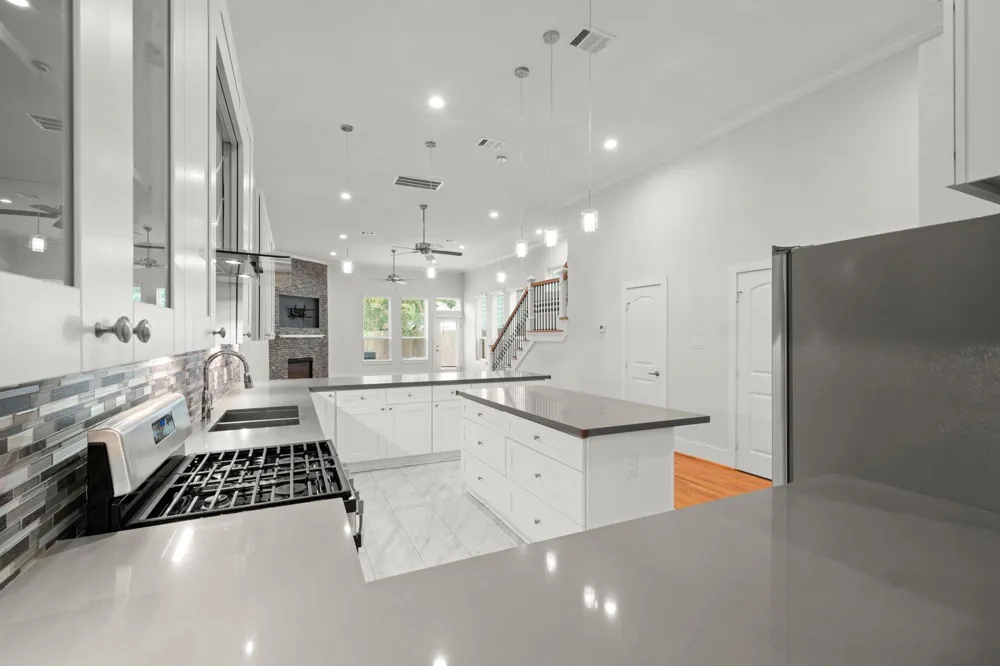 206 Burr Street #A Houston, TX 77011