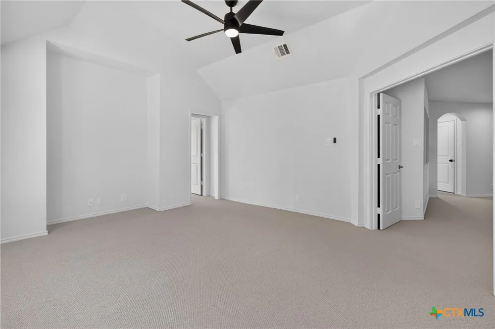3027 Hidden Meadow Seguin, TX 78155