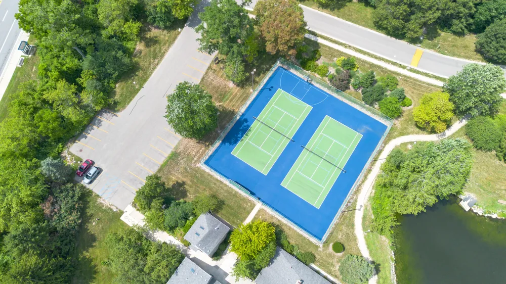 690 Peninsula Court Ann Arbor, MI 48105