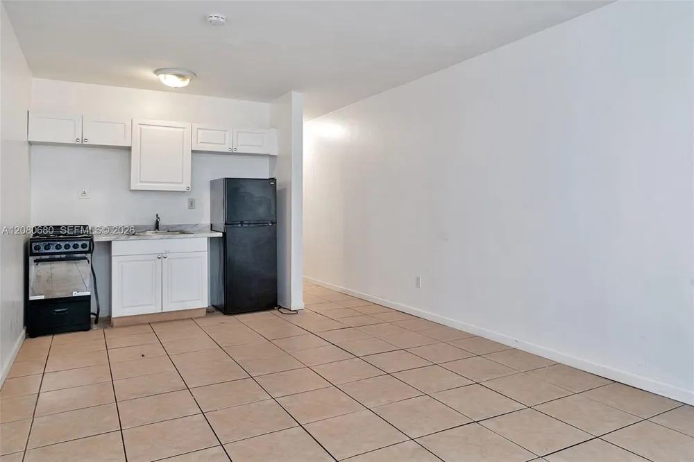 318 Majorca Ave #304 Coral Gables, FL 33134