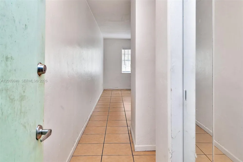 318 Majorca Ave #304 Coral Gables, FL 33134