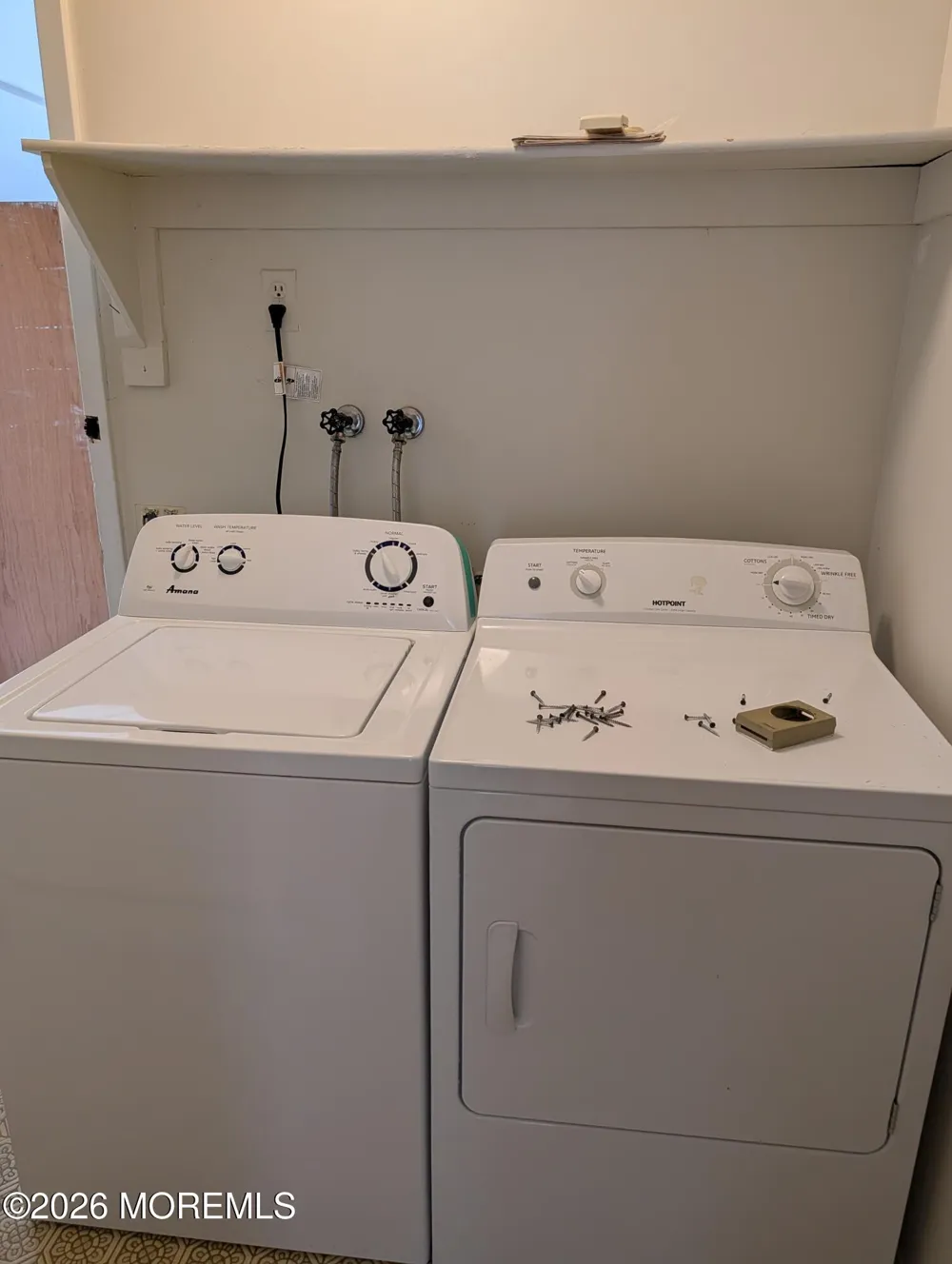 19 Spring Street Whiting, NJ 08759