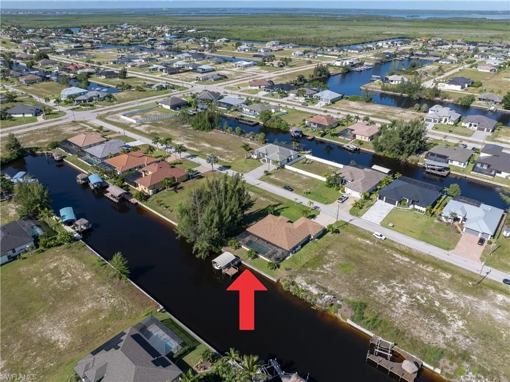 1633 NW 39th Avenue Cape Coral, FL 33993