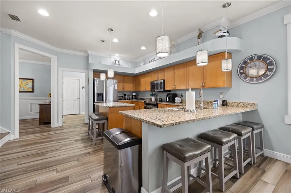 16450 Oakview Circle Alva, FL 33920