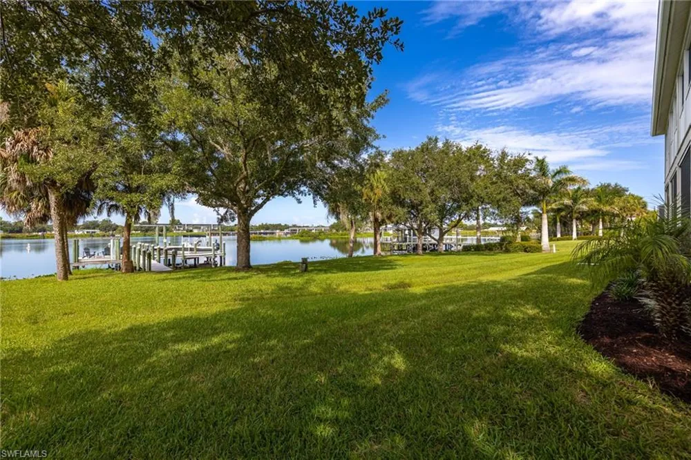 16450 Oakview Circle Alva, FL 33920