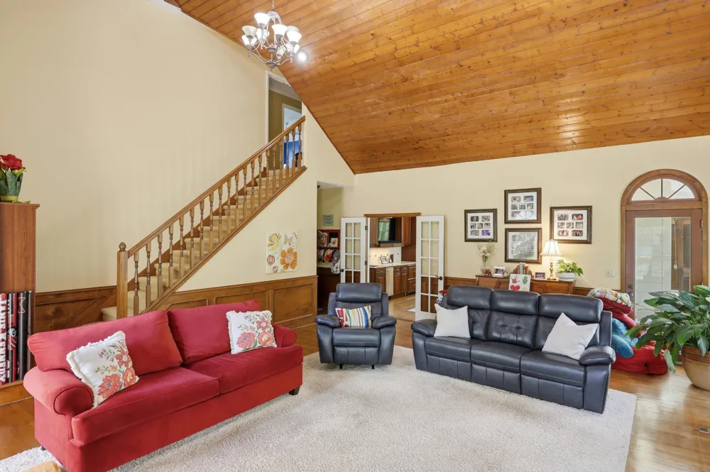 15 Middle Creek Road Signal Mountain, TN 37377