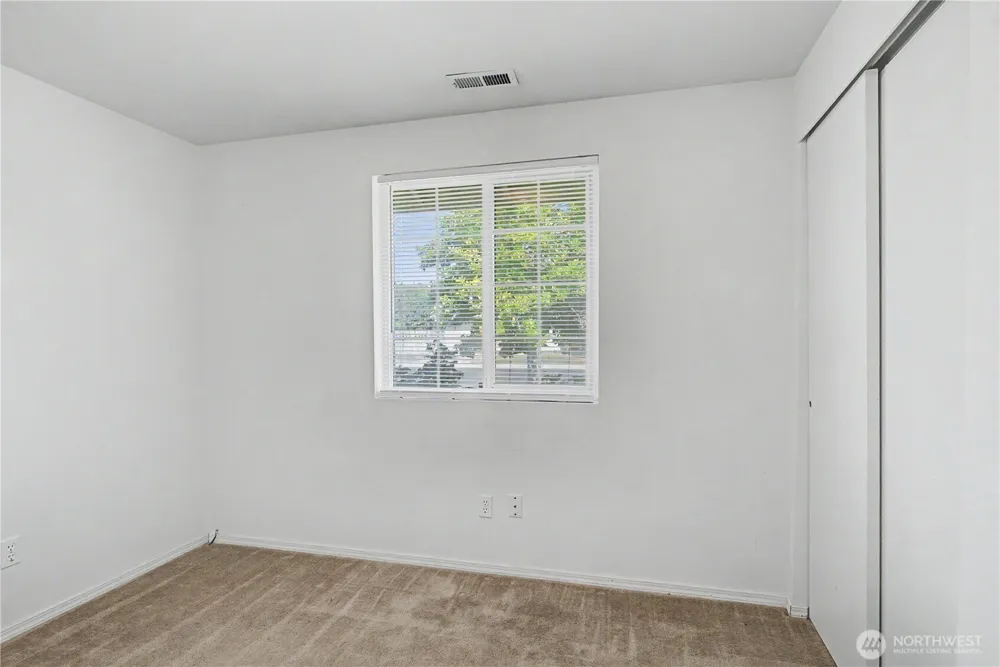 1116 E Hayden Moses Lake, WA 98837