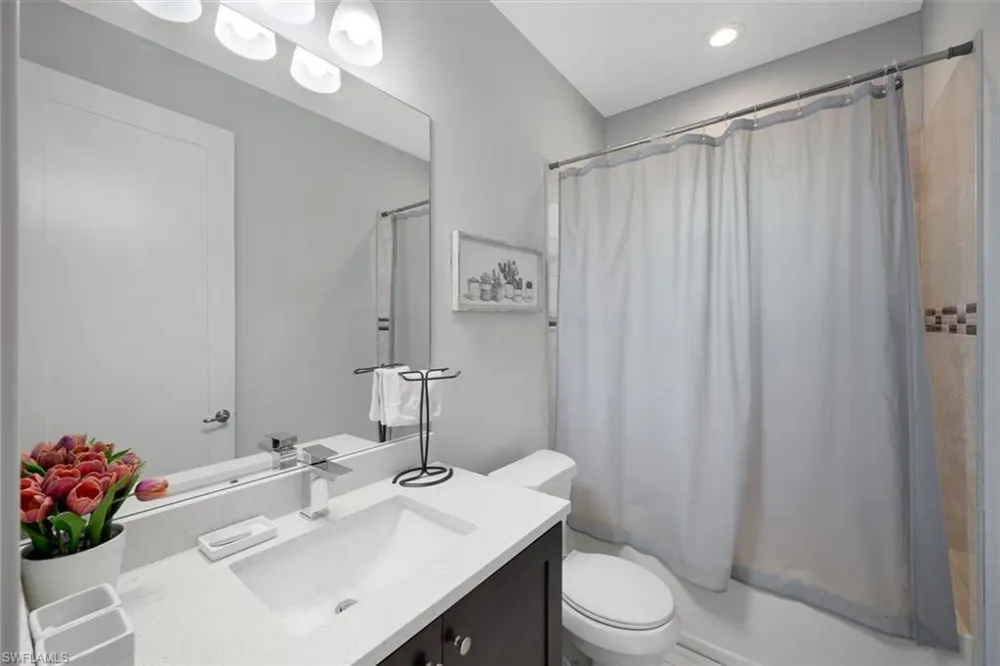 543 20th Street SE Naples, FL 34117