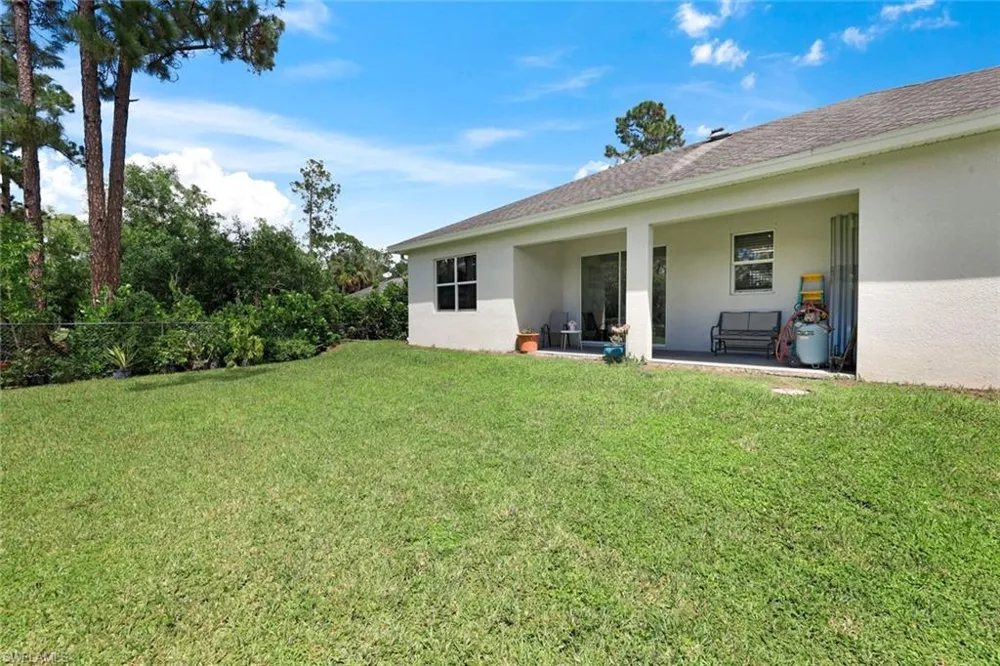 543 20th Street SE Naples, FL 34117