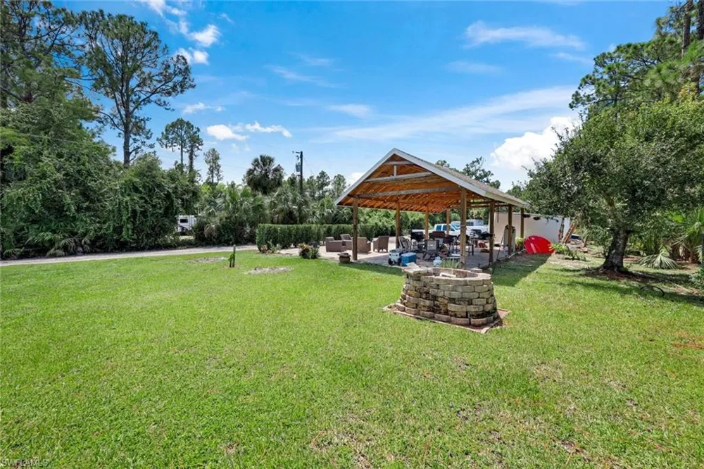 543 20th Street SE Naples, FL 34117