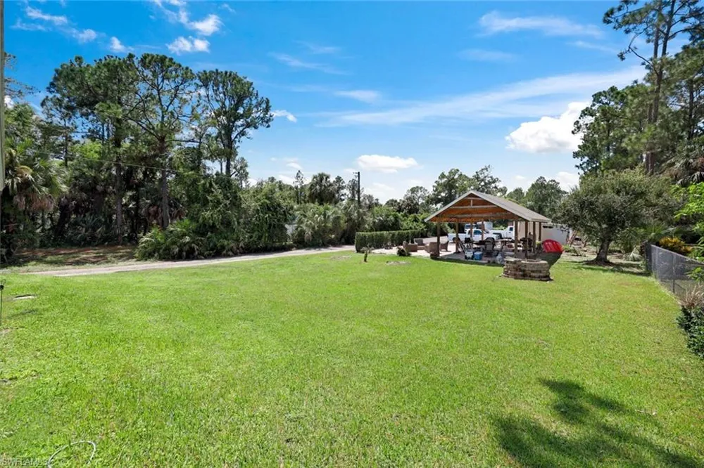 543 20th Street SE Naples, FL 34117