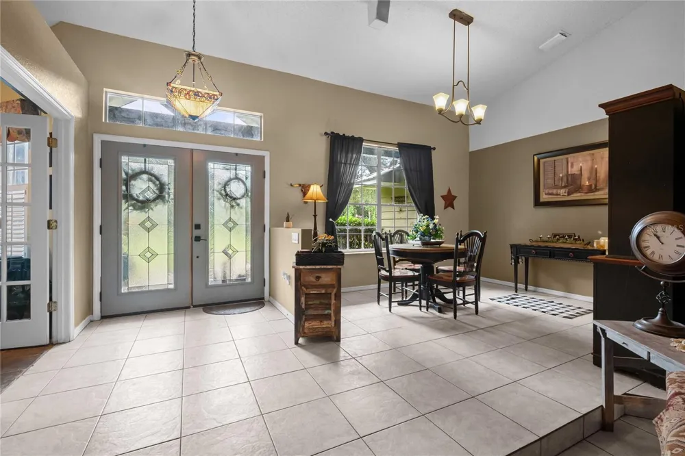 4457 CR 542H Bushnell, FL 33513