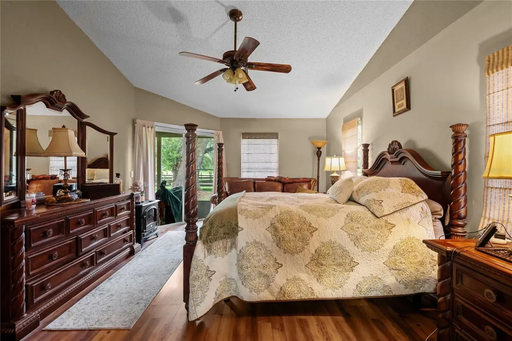 4457 CR 542H Bushnell, FL 33513