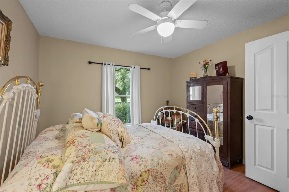 4457 CR 542H Bushnell, FL 33513