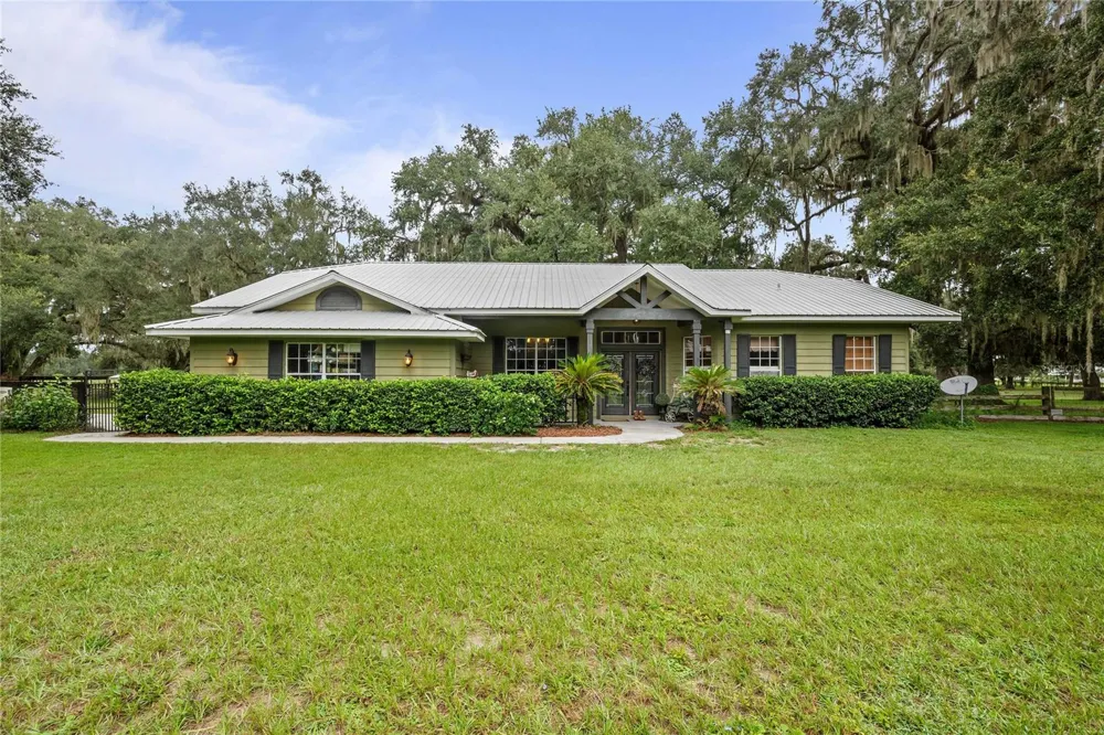 4457 CR 542H Bushnell, FL 33513