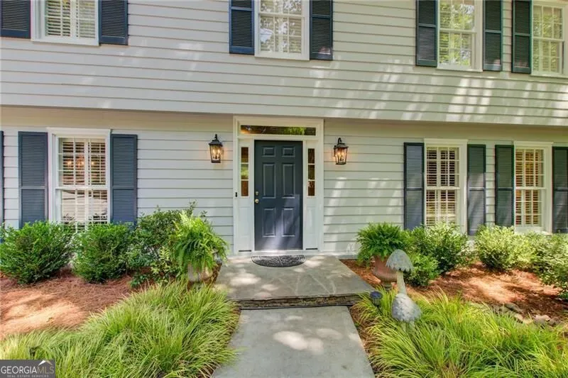 635 Winding Creek CT Sandy Springs, GA 30328