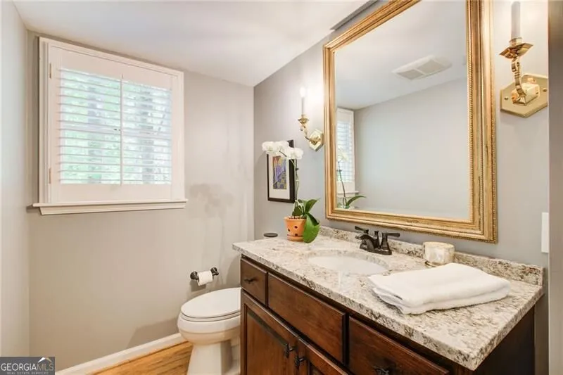 635 Winding Creek CT Sandy Springs, GA 30328