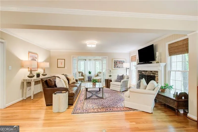 635 Winding Creek CT Sandy Springs, GA 30328