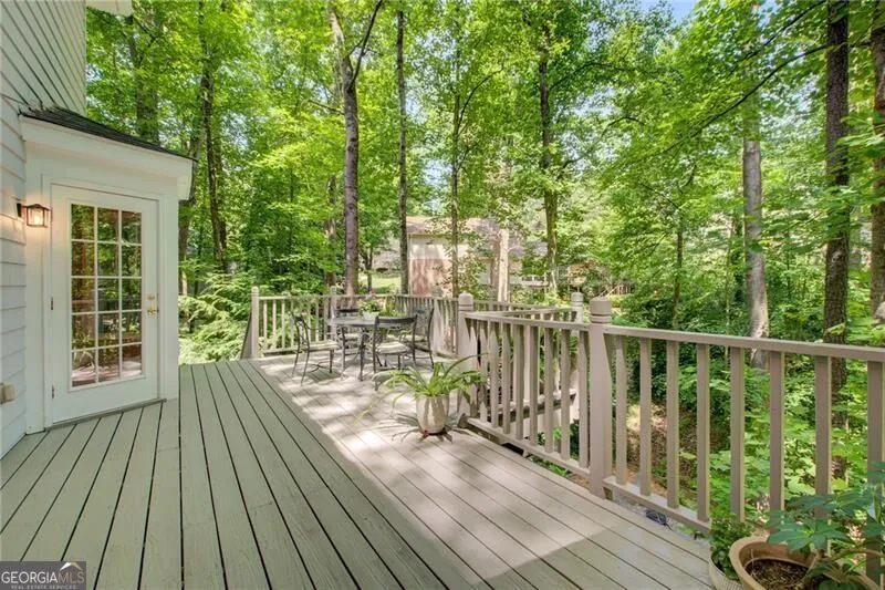 635 Winding Creek CT Sandy Springs, GA 30328
