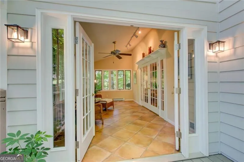 635 Winding Creek CT Sandy Springs, GA 30328