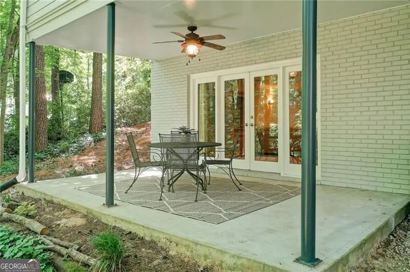 635 Winding Creek CT Sandy Springs, GA 30328