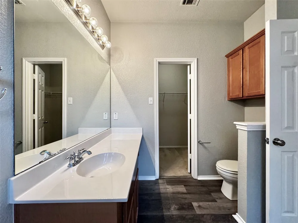 1014 Aiken Drive Leander, TX 78641