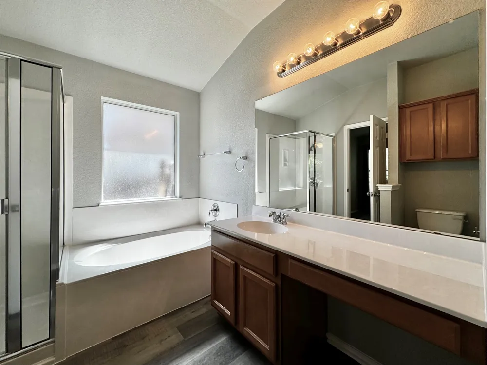 1014 Aiken Drive Leander, TX 78641