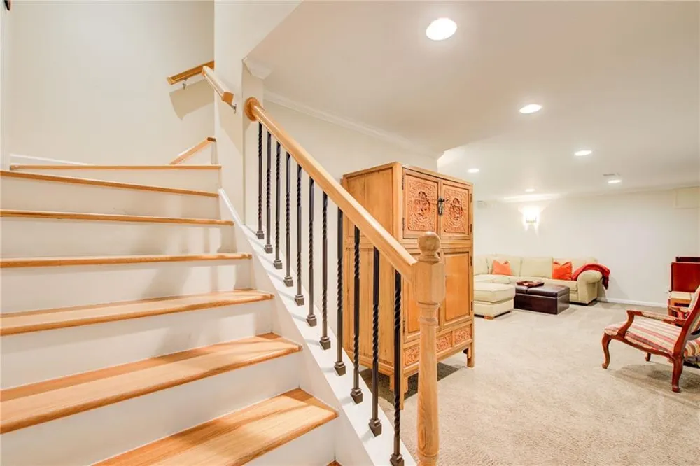 635 Winding Creek Court Sandy Springs, GA 30328