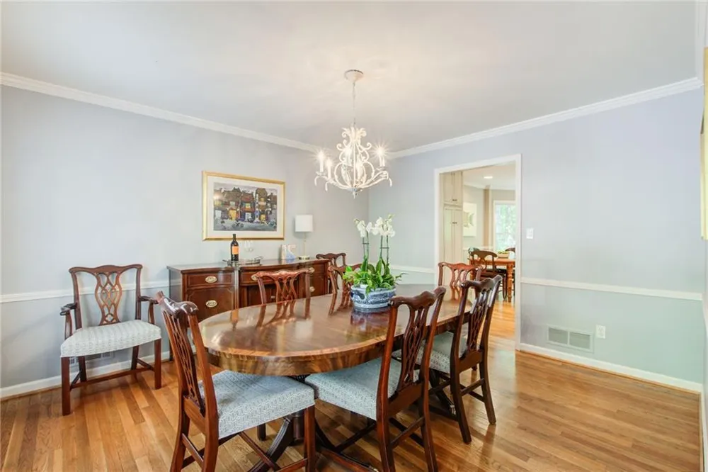 635 Winding Creek Court Sandy Springs, GA 30328