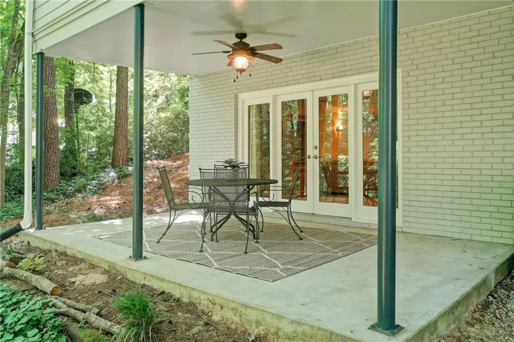 635 Winding Creek Court Sandy Springs, GA 30328