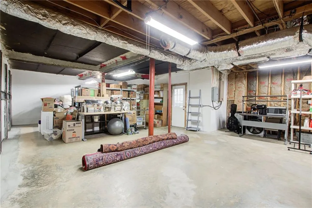 635 Winding Creek Court Sandy Springs, GA 30328