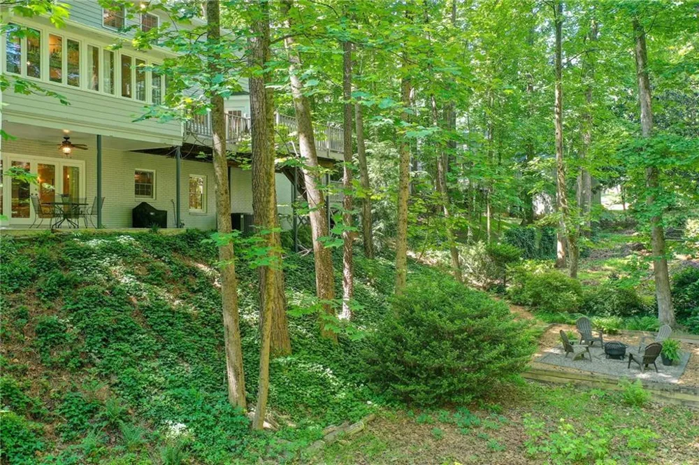 635 Winding Creek Court Sandy Springs, GA 30328