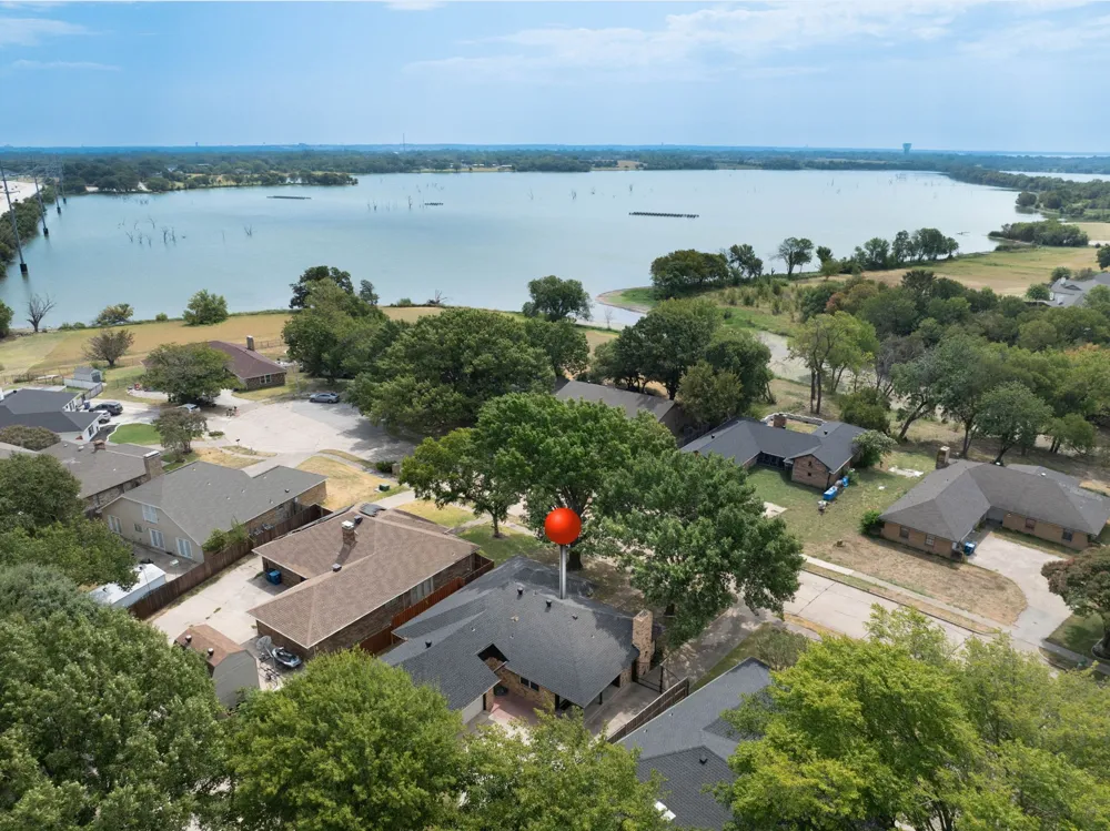 5505 Edgewater Circle Rowlett, TX 75088