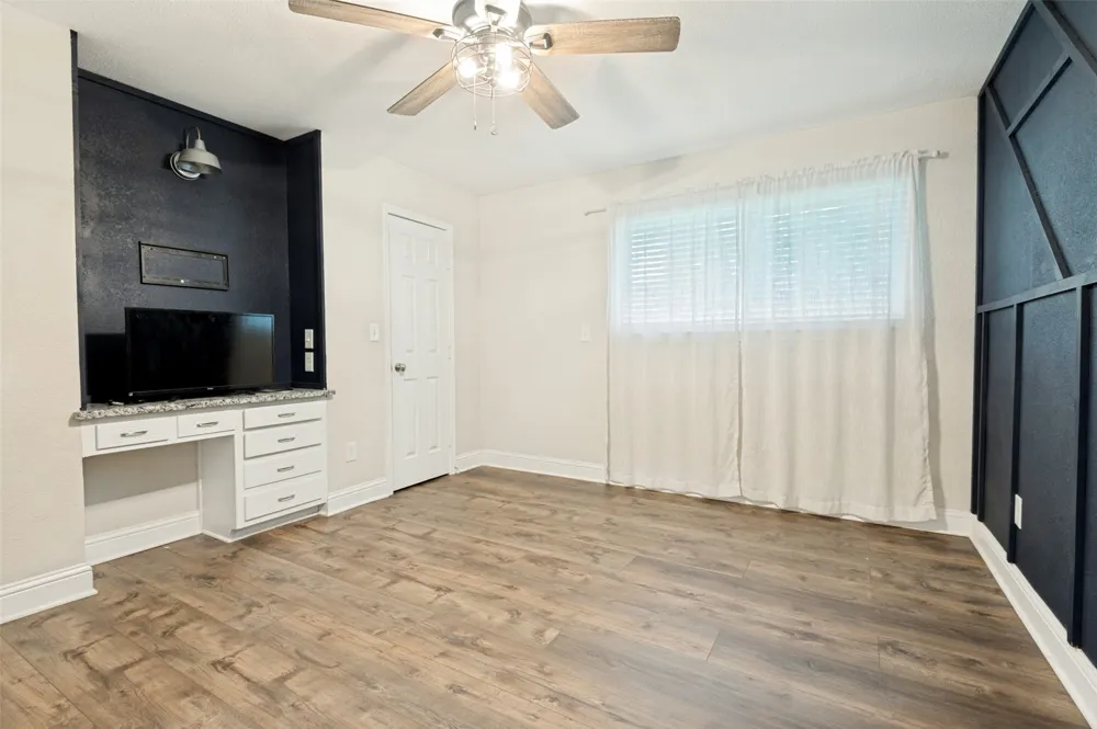 824 Wheelwood Drive Hurst, TX 76053