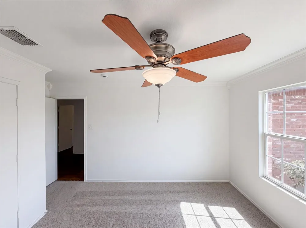 6200 St James Place Denton, TX 76210