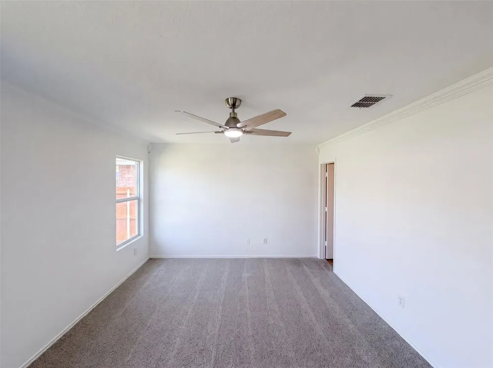 6200 St James Place Denton, TX 76210