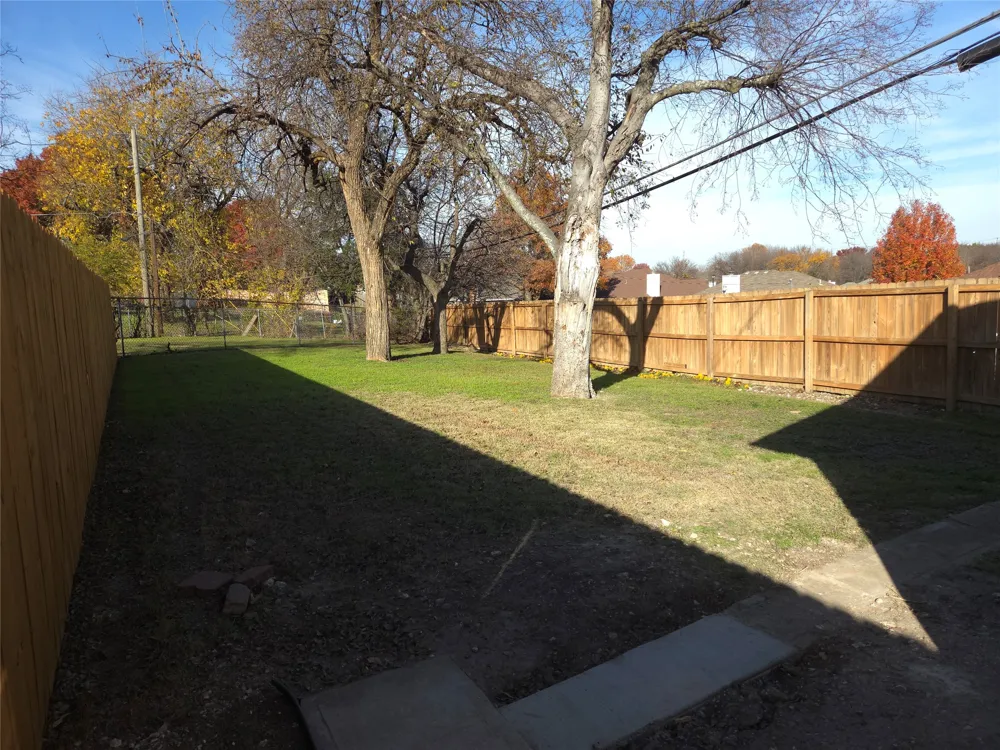 1135 Holly Glen Circle #A Dallas, TX 75232