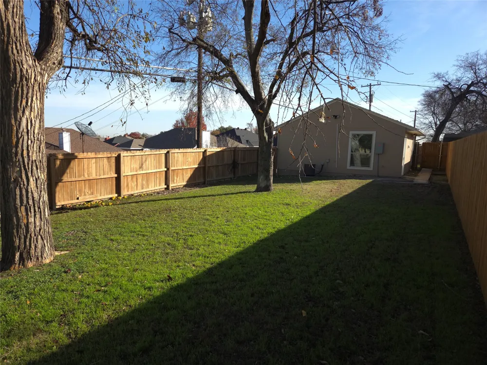 1135 Holly Glen Circle #A Dallas, TX 75232