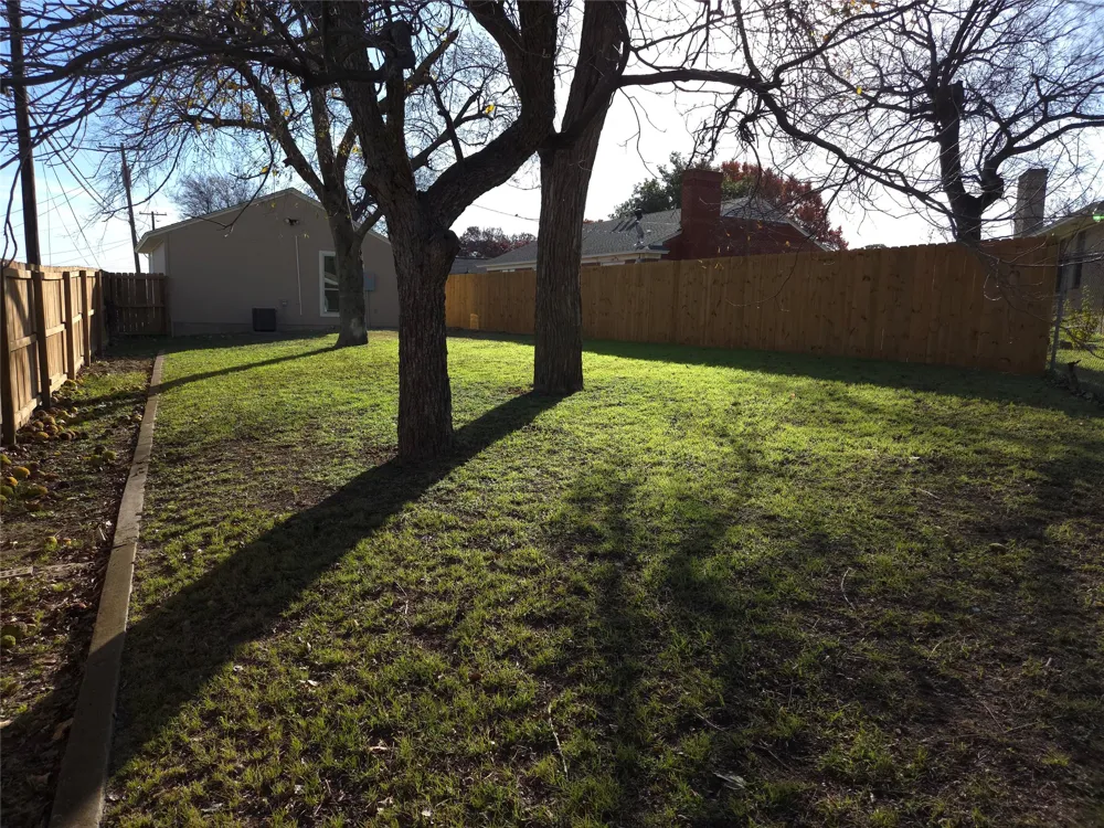 1135 Holly Glen Circle #A Dallas, TX 75232
