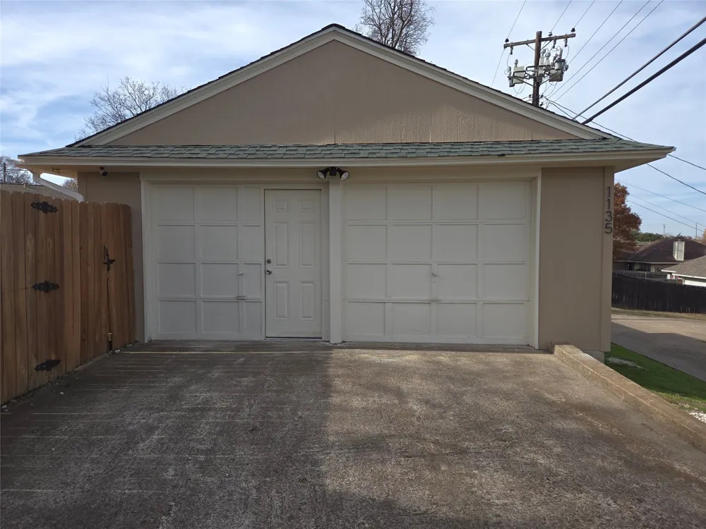1135 Holly Glen Circle #A Dallas, TX 75232