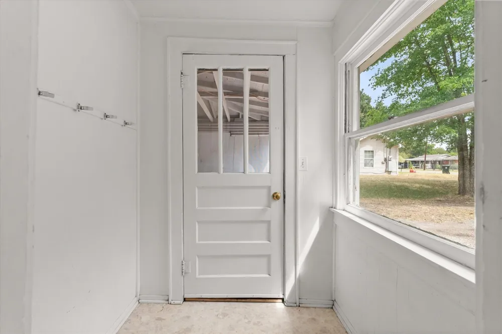 909 N Naid Street Grand Saline, TX 75140