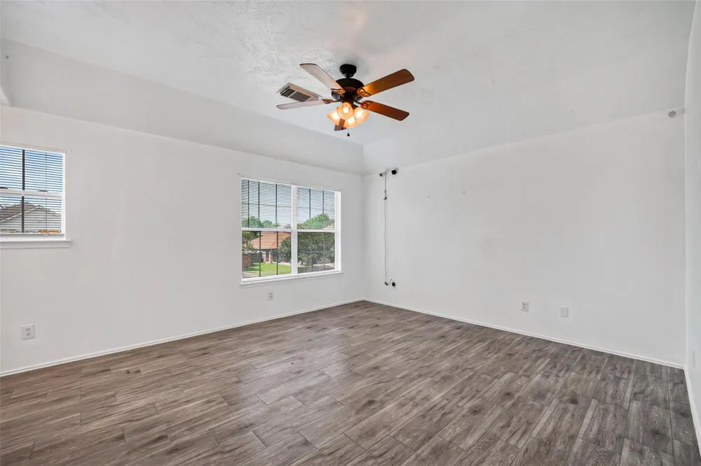 4403 Sprangletop Avenue Baytown, TX 77521