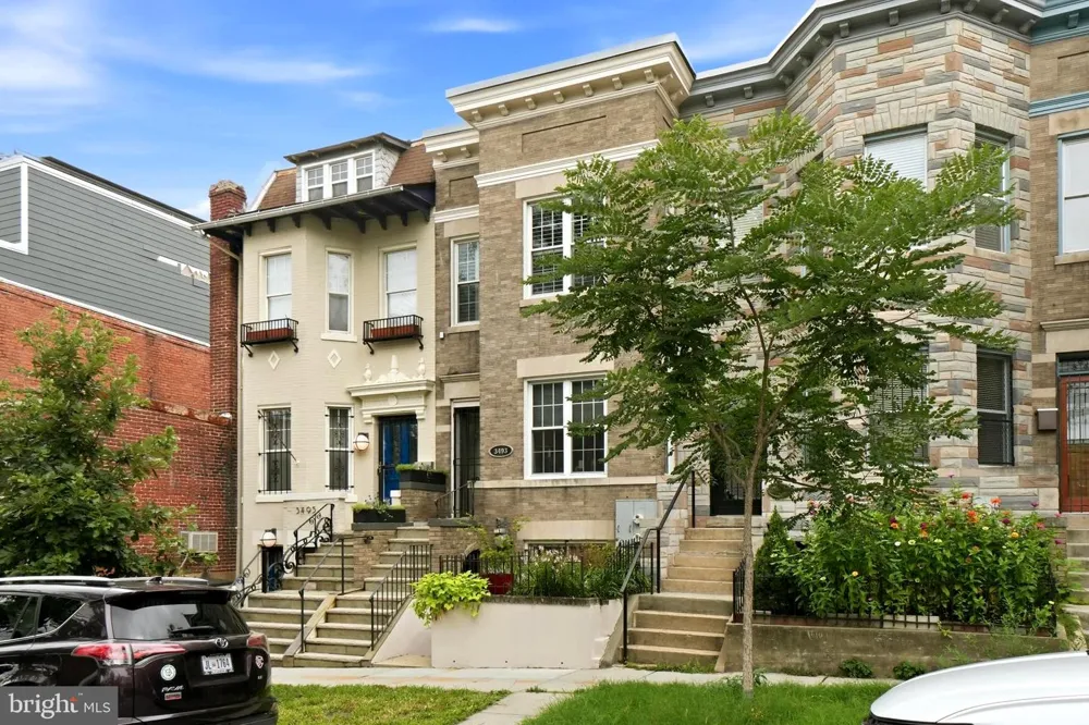 3493 HOLMEAD PLACE NW Washington, DC 20010