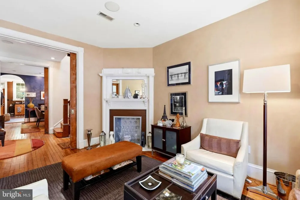 3493 HOLMEAD PLACE NW Washington, DC 20010