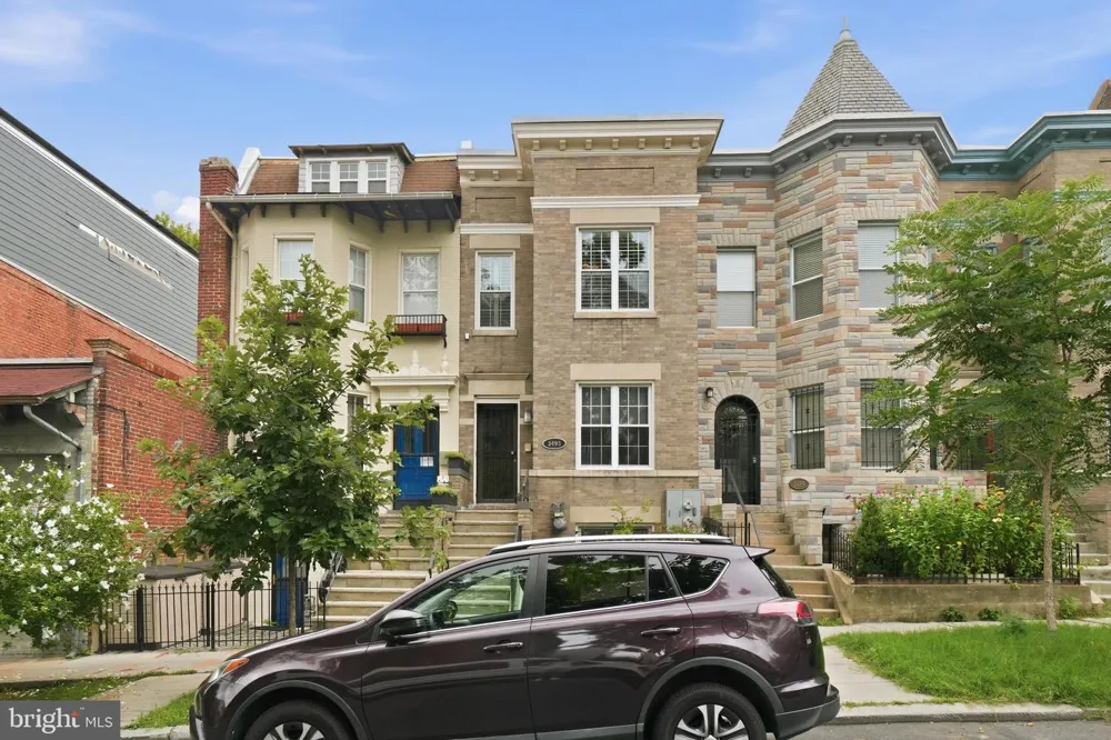 3493 HOLMEAD PLACE NW Washington, DC 20010