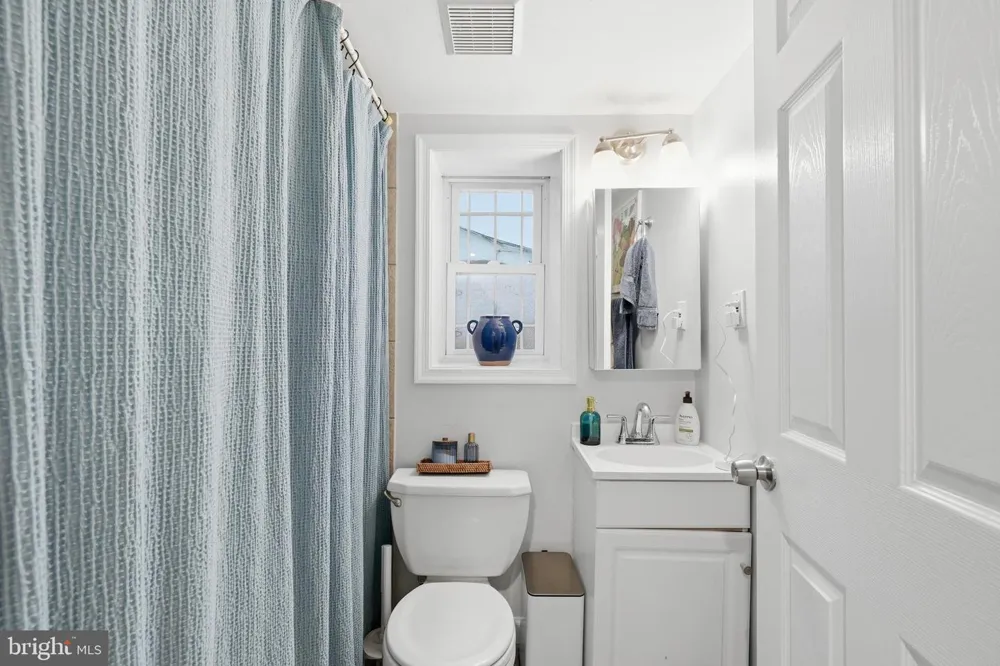 3493 HOLMEAD PLACE NW Washington, DC 20010