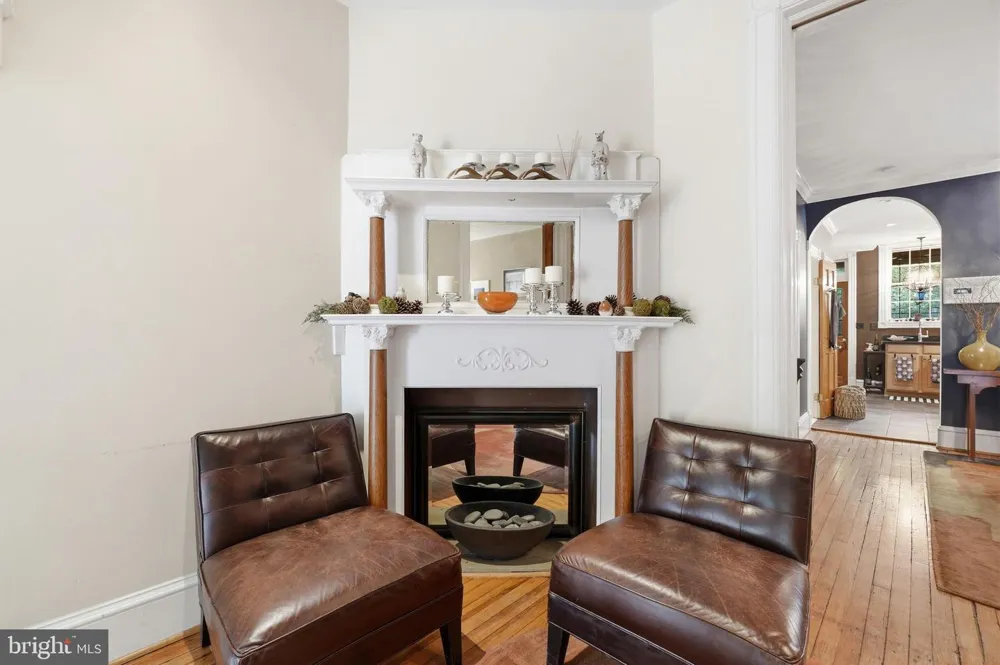 3493 HOLMEAD PLACE NW Washington, DC 20010